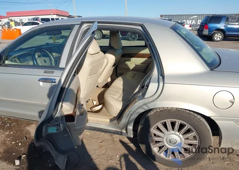 2008 Mercury Grand Marquis Ls from USA, damaged, VIN 2MEFM75V88X661850